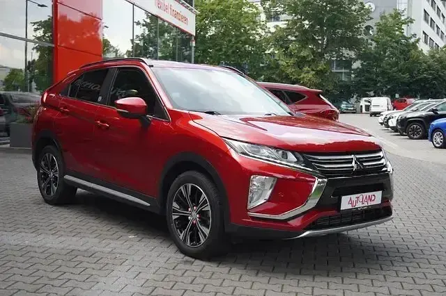 Gebraucht Mitsubishi Eclipse Cross Diamant Edition 163 PS (119 kW) 2019 Rot SUV