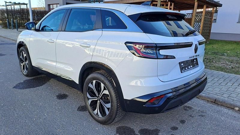 Usata Renault Austral Evolution 158 CV (116 kW) 2024 Bianco SUV