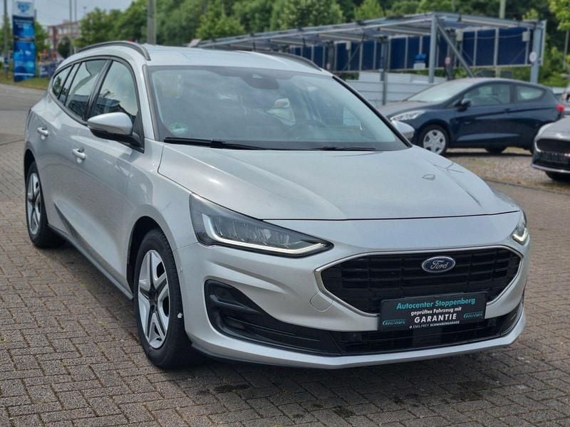 Usata Ford Focus Cool & Connect 125 CV (91 kW) 2022 Argento Station wagon