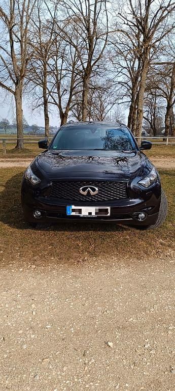 Gebraucht Infiniti QX70 320 PS (235 kW) 2017 Andere farben SUV