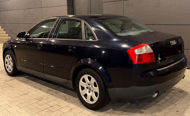 Gebraucht Audi A4 150 PS (110 kW) 2002 Blau Limousine