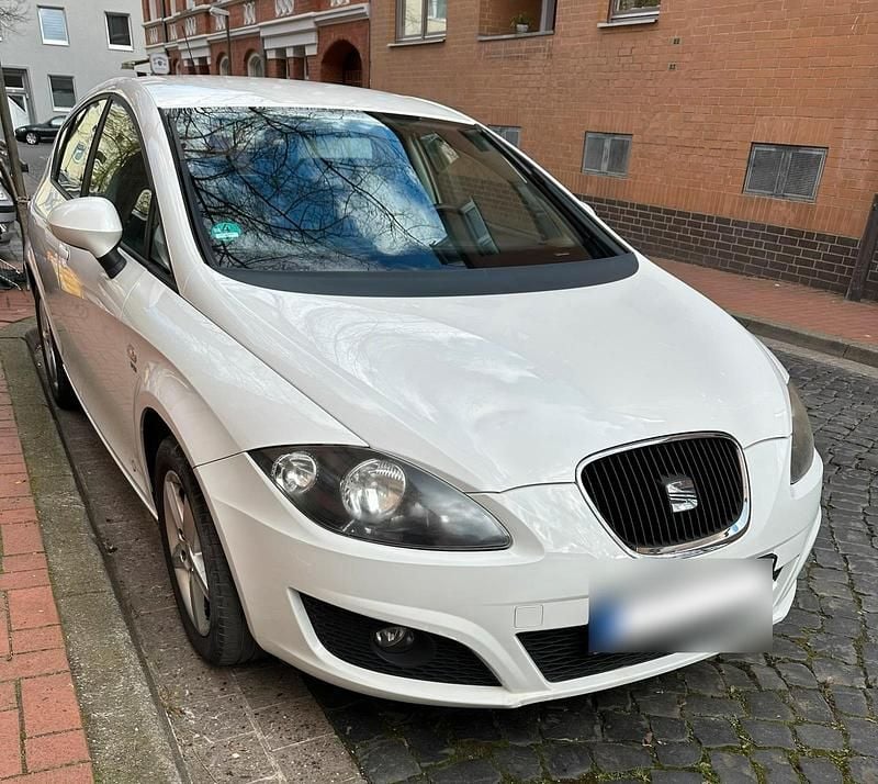 Gebraucht Seat Leon Copa 105 PS (77 kW) 2012 Weiß Limousine