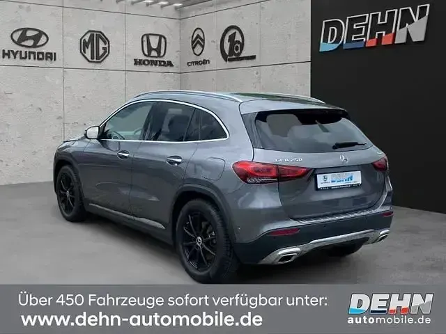 Gebraucht Mercedes GLA250 Progressive 224 PS (164 kW) 2021 Grau SUV