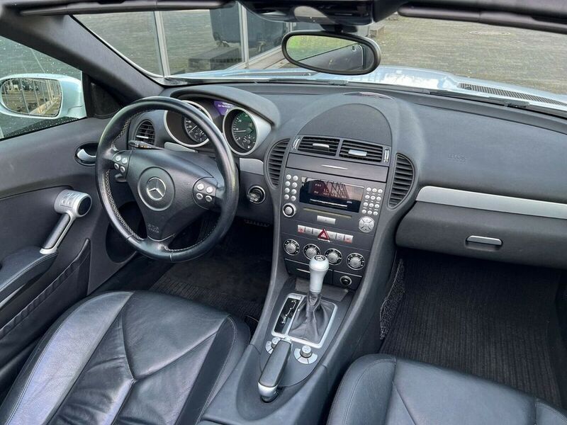 Gebraucht Mercedes SLK200 163 PS (119 kW) 2005 Silber Cabrio