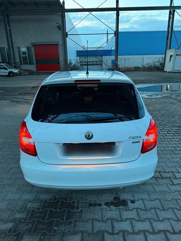 Gebraucht Skoda Fabia 105 PS (77 kW) 2011 Weiß Kombi