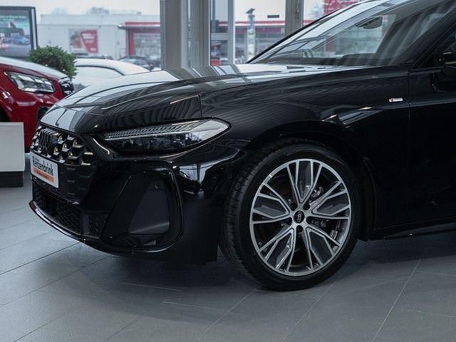 Gebraucht Audi A5 S-Line 204 PS (150 kW) 2025 Schwarz Limousine