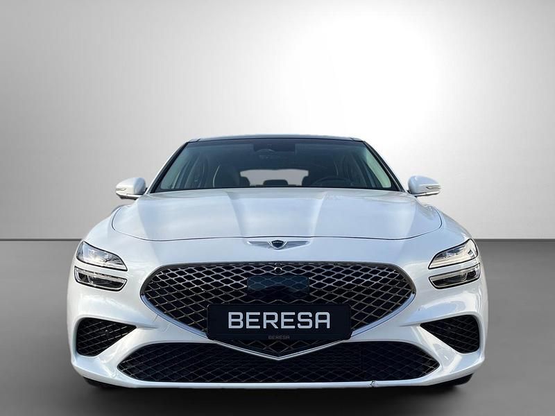 Second-hand Genesis G70 245 CP (180 kW) 2023 Alb Berlinǎ