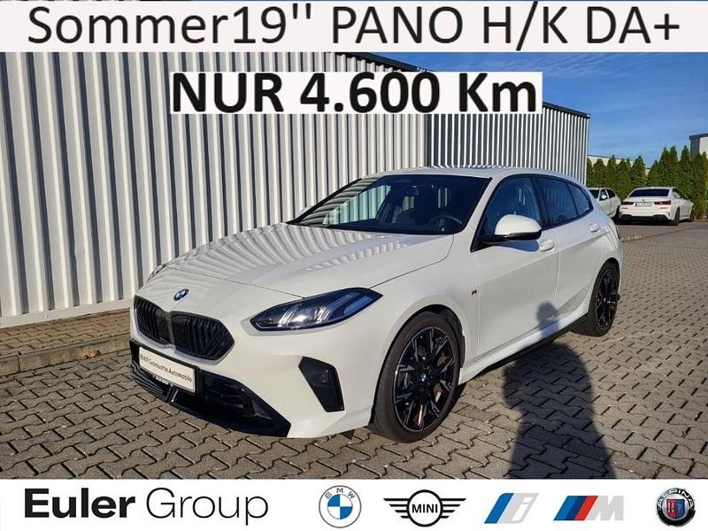 Weiss Gebraucht 2025 BMW 120 Performance Kleinwagen | 32.233 € (Fairer Preis) - Bild 1/4