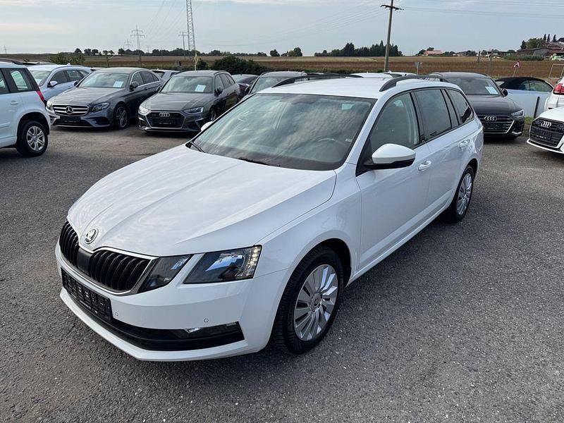 Bila candy/candyweiss Gebraucht 2020 Skoda Octavia Kombi | 12.490 € (Guter Preis) - Bild 1/4
