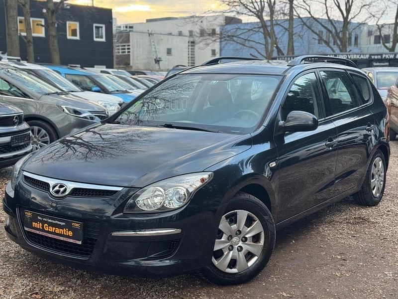 Gebraucht Hyundai i30 Classic 109 PS (80 kW) 2009 Schwarz Kombi