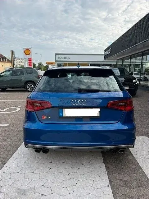 Gebraucht Audi S3 Sport 300 PS (220 kW) 2015 Blau Limousine