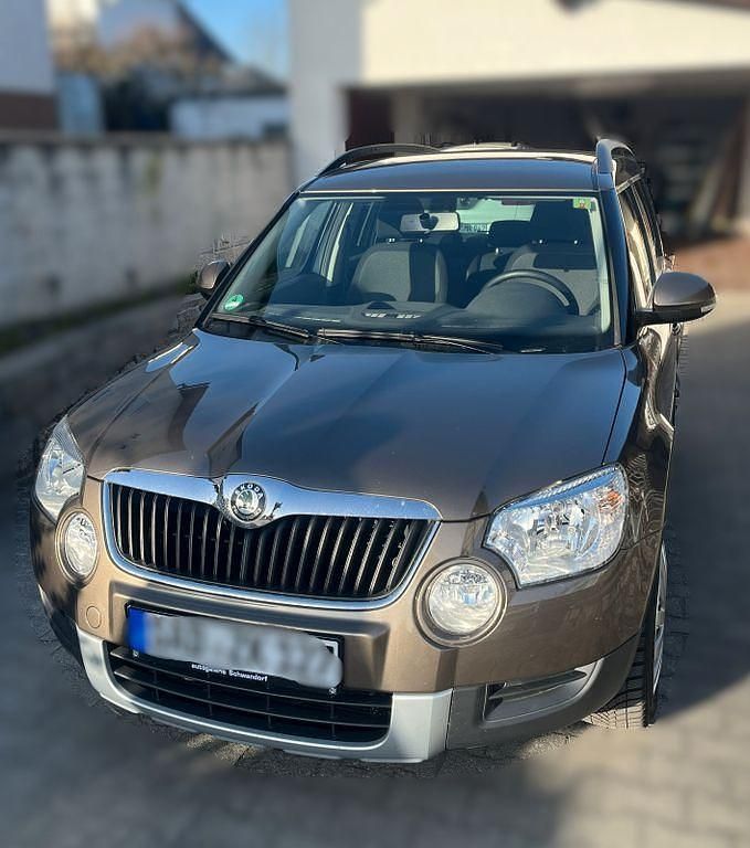 Gebraucht Skoda Yeti Ambition 110 PS (80 kW) 2010 Bronze SUV