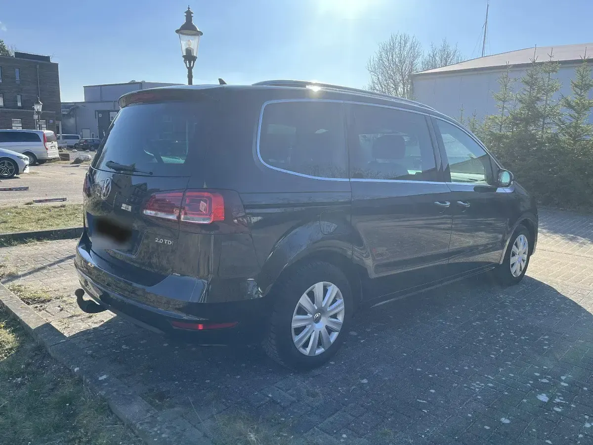 Gebraucht VW Sharan Highline 184 PS (135 kW) 2015 Schwarz Van / Kleinbus