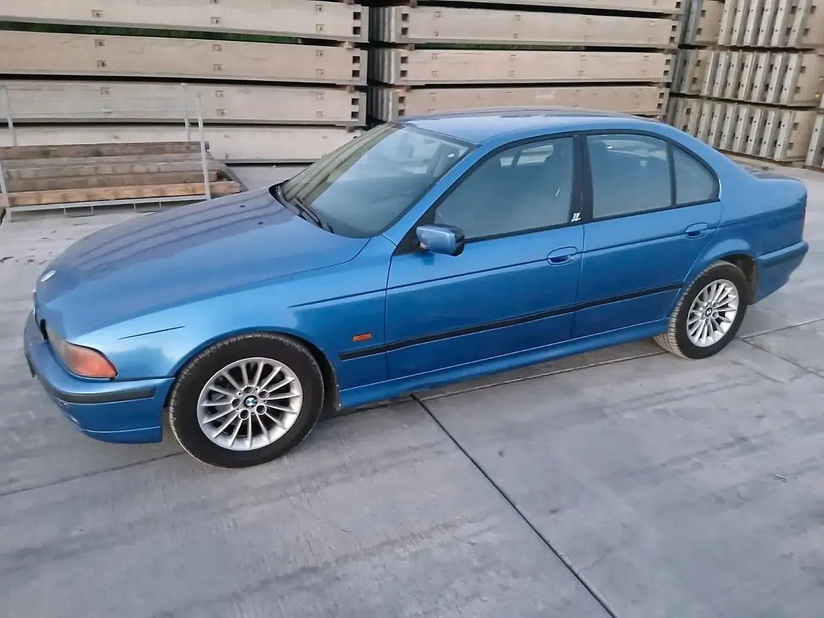 Gebraucht BMW 525 192 PS (141 kW) 2000 Blau Limousine