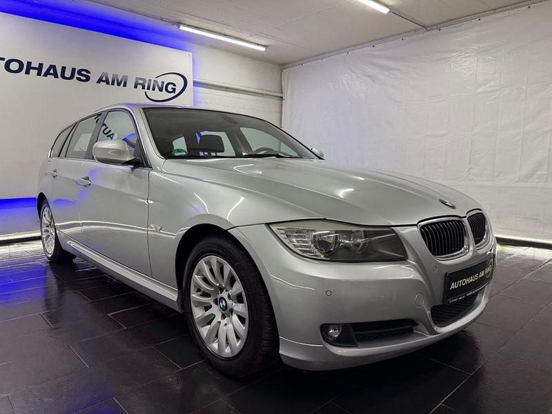 Gebraucht BMW 325 218 PS (160 kW) 2009 Silber Kombi