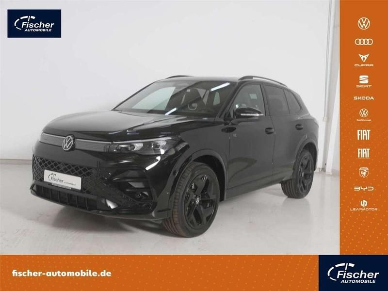 Grenadillschwarz metallic Gebraucht 2025 VW Tiguan Style SUV | 47.480 € (Guter Preis) - Bild 1/4