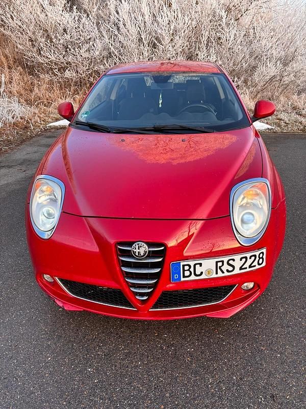 Rot Gebraucht 2009 Alfa Romeo MiTo Kleinwagen | 1.999 € (Guter Preis) - Bild 1/4