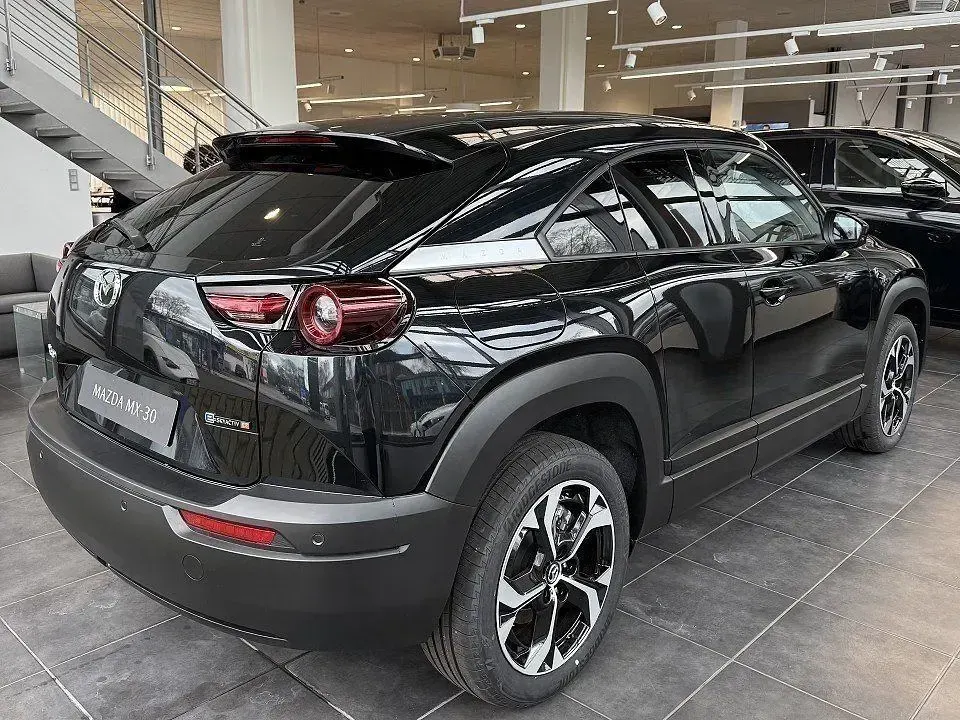 Neu Mazda MX30 Exclusive-Line 170 PS (125 kW) 2025 Schwarz SUV
