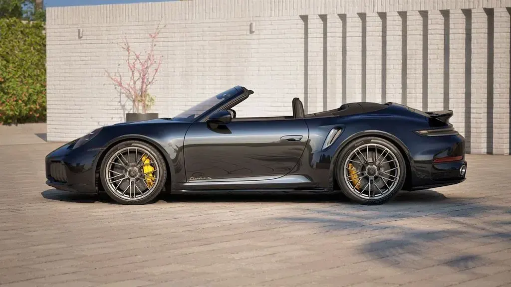 Neu Porsche 992 711 PS (522 kW) 2026 Tiefschwarzmetallic Cabrio