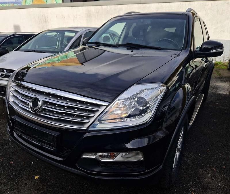 Gebraucht Ssangyong (KGM) Rexton 155 PS (114 kW) 2014 Schwarz SUV