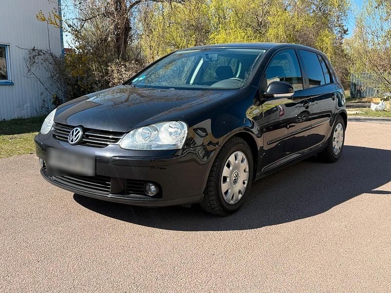 Second-hand VW Golf 122 CP (89 kW) 2007 Negru Coupe