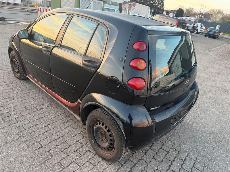 Second-hand Smart ForFour 75 CP (55 kW) 2005 Negru Hatchback