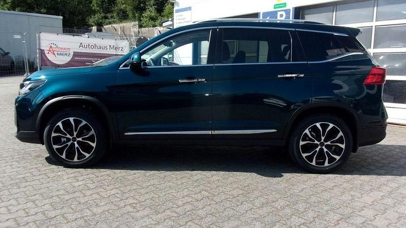 Neu DFSK Forthing 3 170 PS (125 kW) 2025 Grün SUV