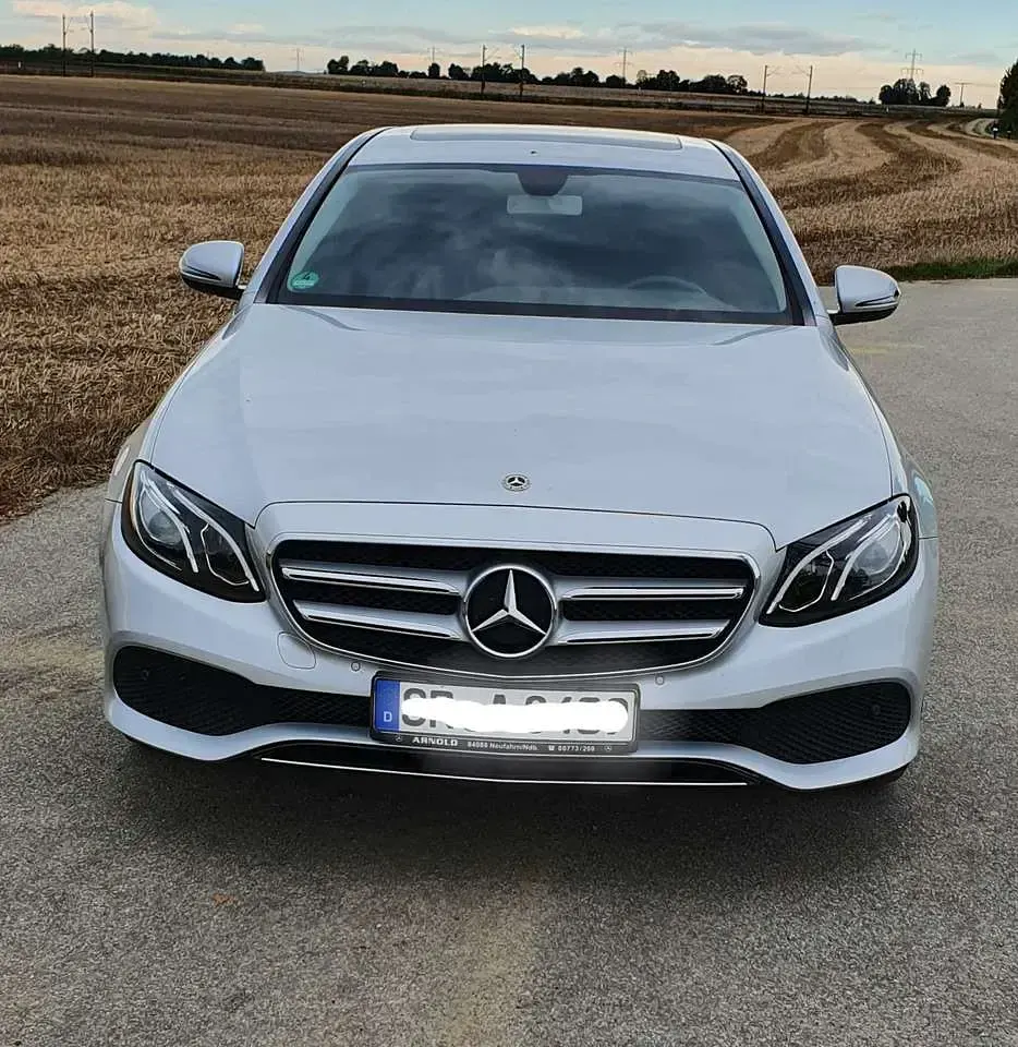 Gebraucht Mercedes E250 Avantgarde 211 PS (155 kW) 2018 Silber Limousine