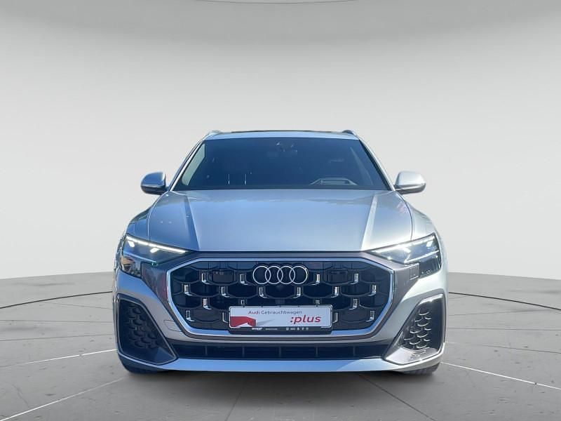 Satellitsilber metallic Gebraucht 2025 Audi Q8 S-Line SUV | 72.450 € (Guter Preis) - Bild 1/4