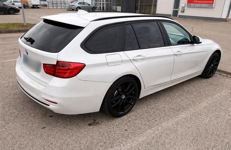 Gebraucht BMW 320 Efficient Dynamics 184 PS (135 kW) 2014 Weiß Kombi