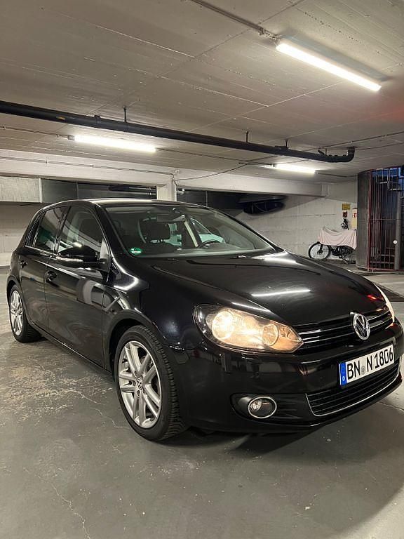 Gebraucht VW Golf VI Highline 122 PS (89 kW) 2010 Schwarz Kleinwagen