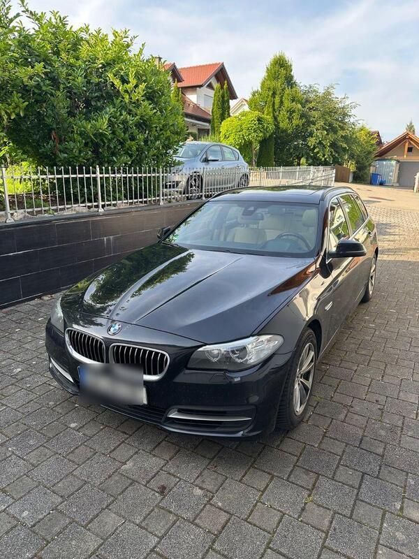 Schwarz Gebraucht 2016 BMW 520 M Sport Kombi | 19.000 € (Teuer) - Bild 1/4
