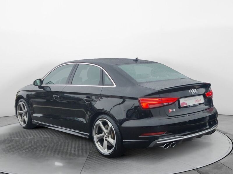 Gebraucht Audi S3 Advanced 311 PS (228 kW) 2018 Mythosschwarz metallic Limousine