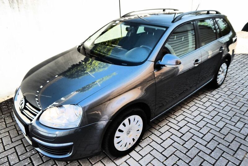 Grau Gebraucht 2009 VW Golf VI Trendline Kombi | 2.912 € (Superpreis) - Bild 1/4