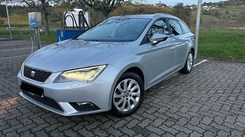 Silber Gebraucht 2016 Seat Leon Kombi | 6.500 € (Guter Preis) - Bild 1/4