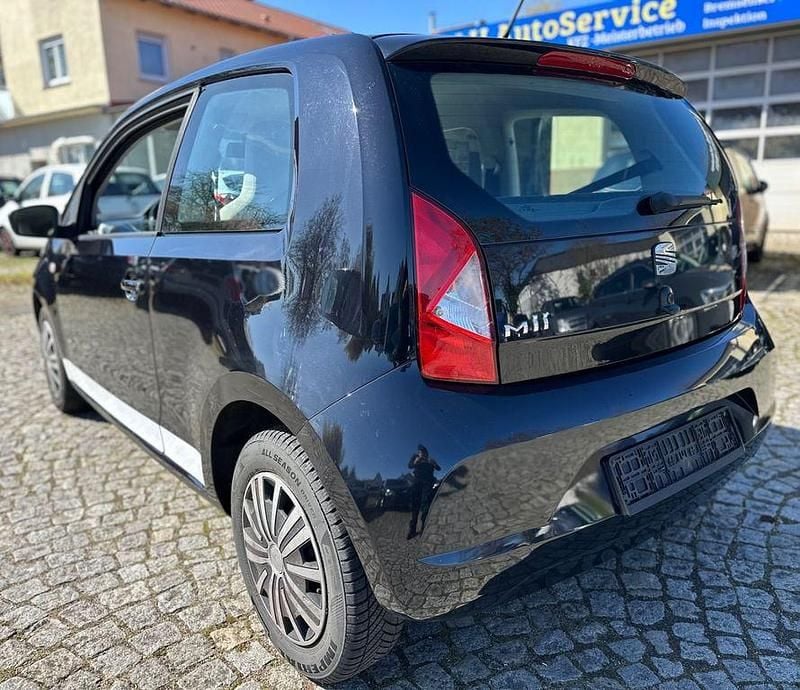 Gebraucht Seat Mii Style 75 PS (55 kW) 2013 Schwarz Kleinwagen