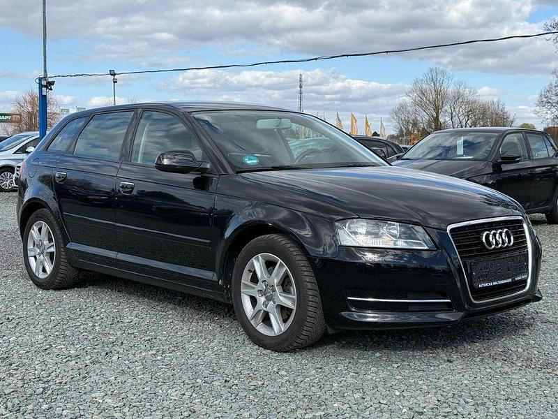 Gebraucht Audi A3 Attraction 125 PS (91 kW) 2012 Schwarz Kleinwagen