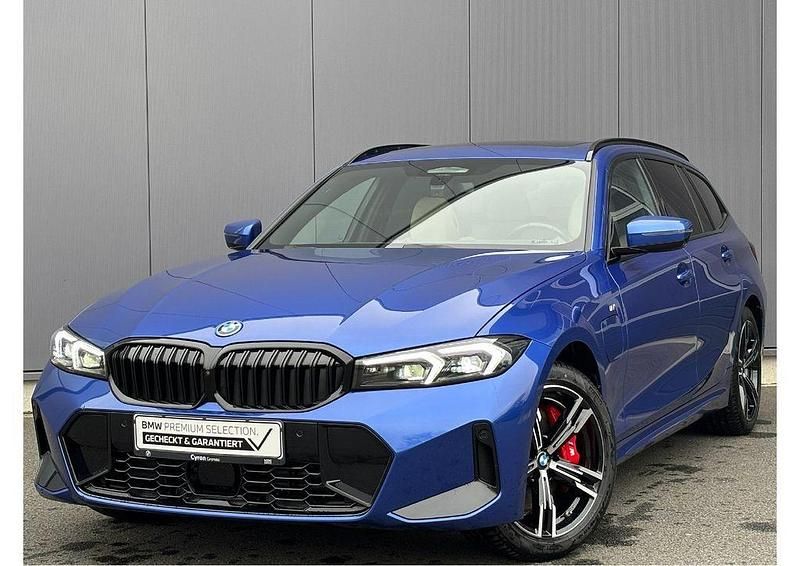 Gebraucht BMW 330e Comfort Edition 292 PS (214 kW) 2024 Blau Kombi