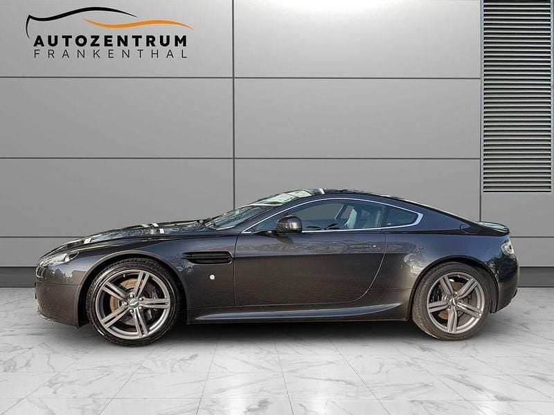 Gebraucht Aston Martin V12 Vantage 426 PS (313 kW) 2011 Schwarz Coupé