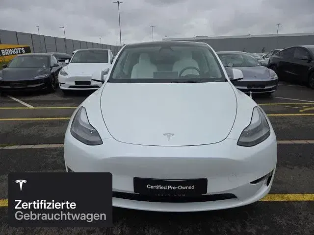 Gebraucht Tesla Model Y Long Range AWD 258 kW (351 PS) 2024 Weiß SUV
