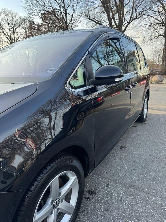 Gebraucht VW Sharan Highline 177 PS (130 kW) 2014 Schwarz Van / Kleinbus