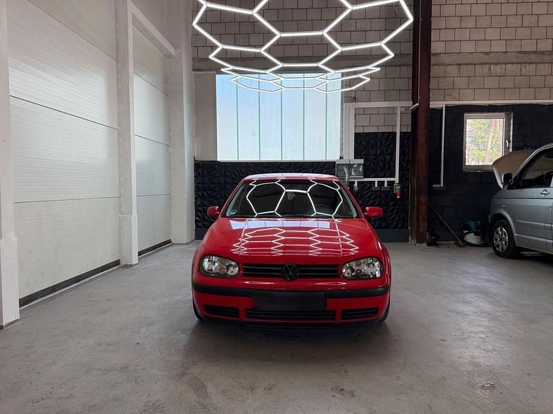 Gebraucht VW Golf IV Edition 105 PS (77 kW) 2000 Rot Limousine