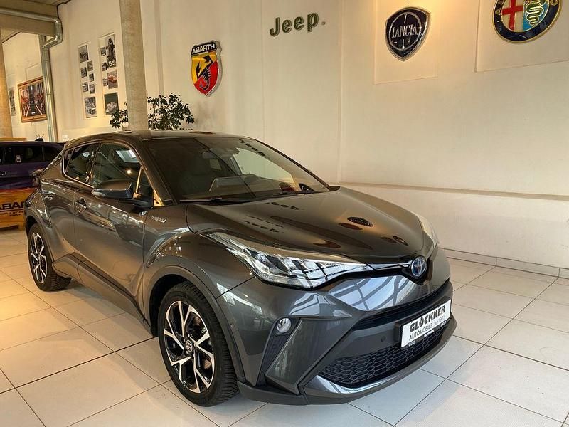Gebraucht Toyota C-HR Team 152 PS (111 kW) 2022 Magnetic grey SUV