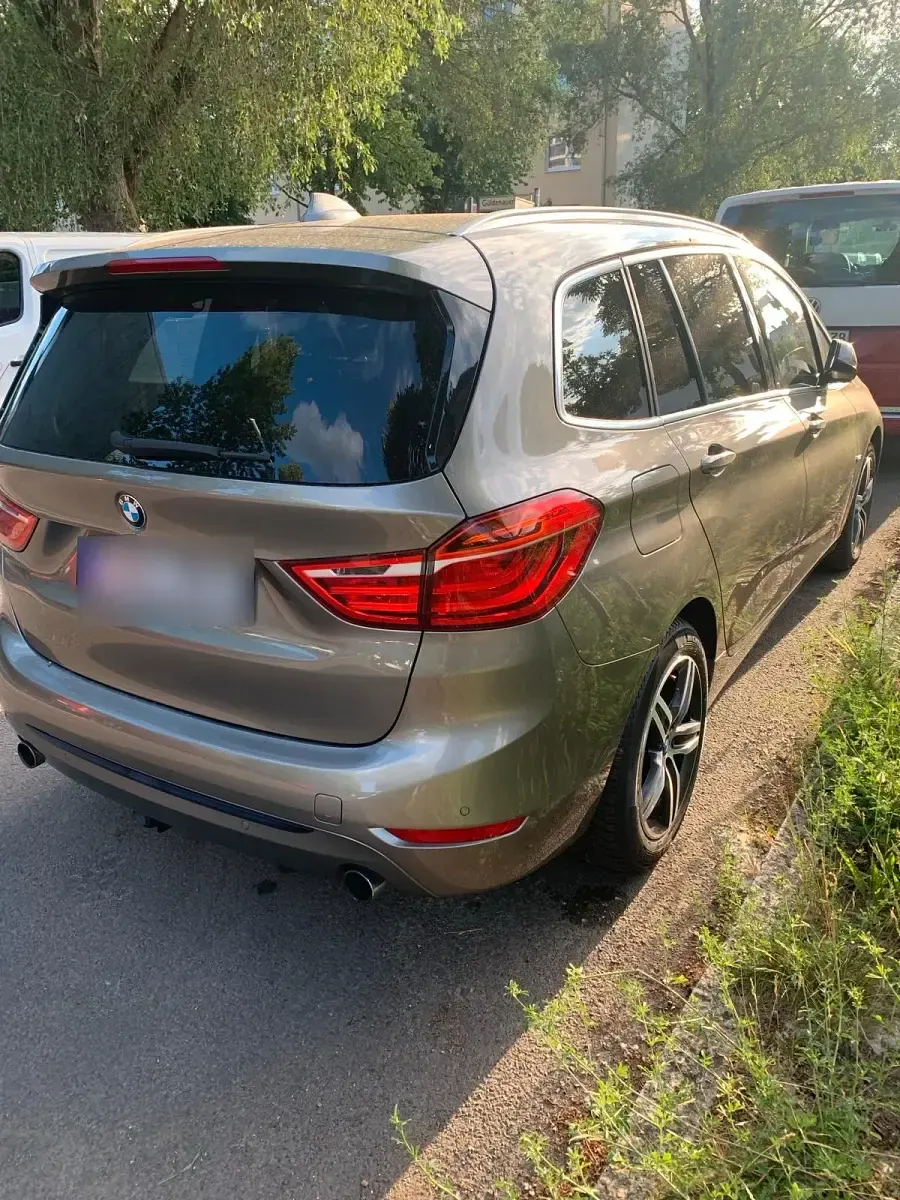 Gebraucht BMW 220 Gran Tourer 192 PS (141 kW) 2017 Grau Van / Kleinbus