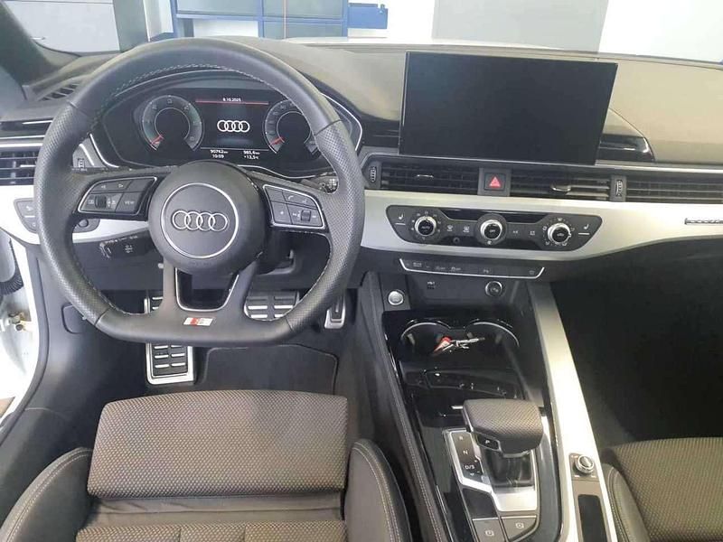 Gebraucht Audi A5 Ambiente 204 PS (150 kW) 2022 Gletscherweiß Coupé