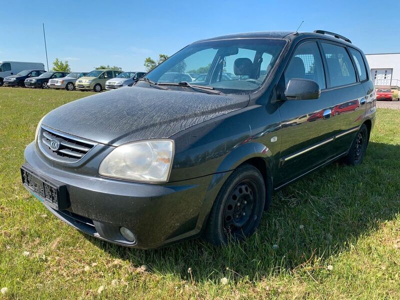 Grau Gebraucht 2005 Kia Carens EX Van / Kleinbus | 900 € (Fairer Preis) - Bild 1/4