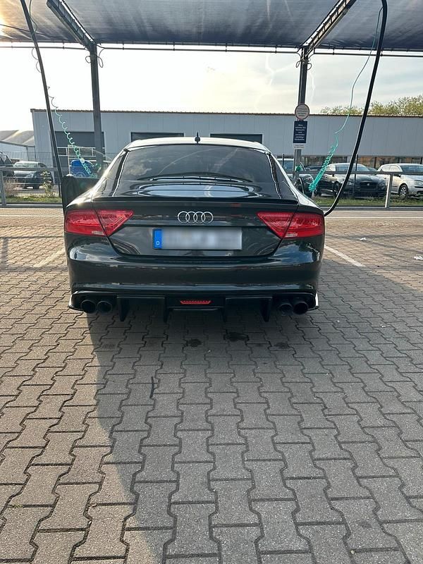 Grau Gebraucht 2012 Audi A7 Kleinwagen | 14.999 € (Etwas zu teuer) - Bild 1/4