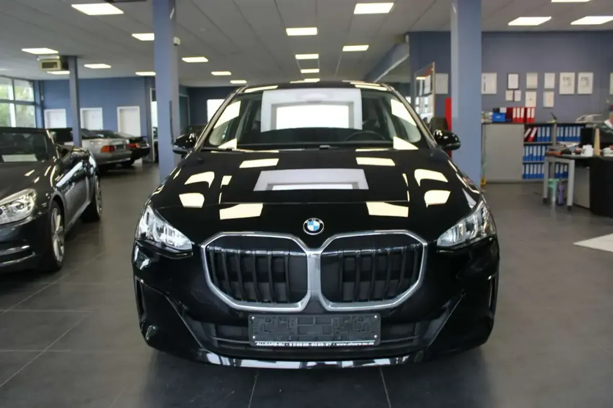 Gebraucht BMW 218 136 PS (100 kW) 2023 Schwarz Coupé