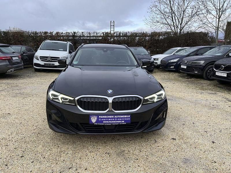 Gebraucht BMW 320 Shadowline 190 PS (139 kW) 2023 Saphirschwarz Kombi