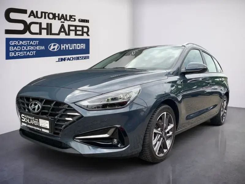 Teal blue / met Gebraucht 2024 Hyundai i30 Trend Kombi | 22.980 € (Fairer Preis) - Bild 1/1